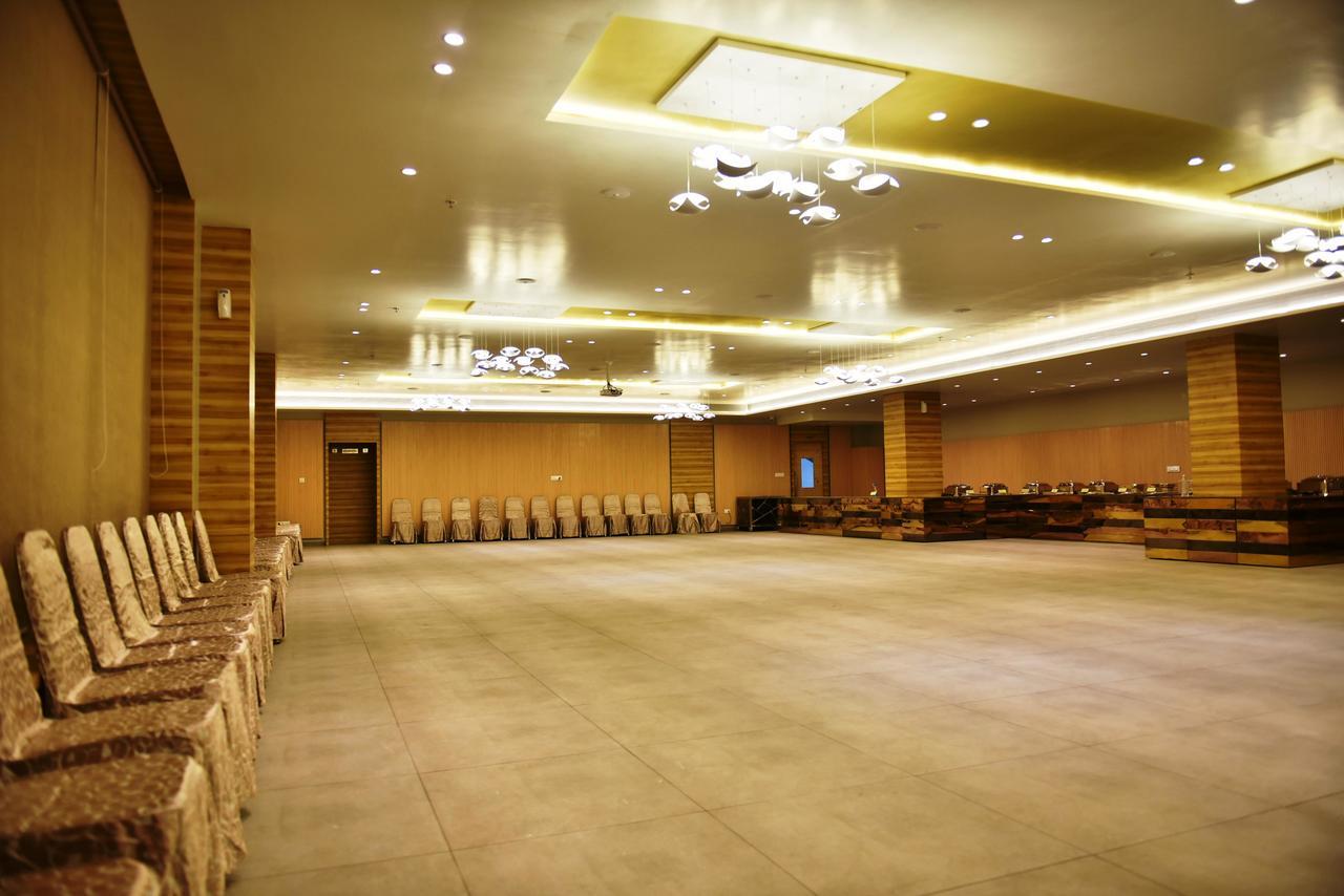 The Panchvati Hotel Rajkot Esterno foto